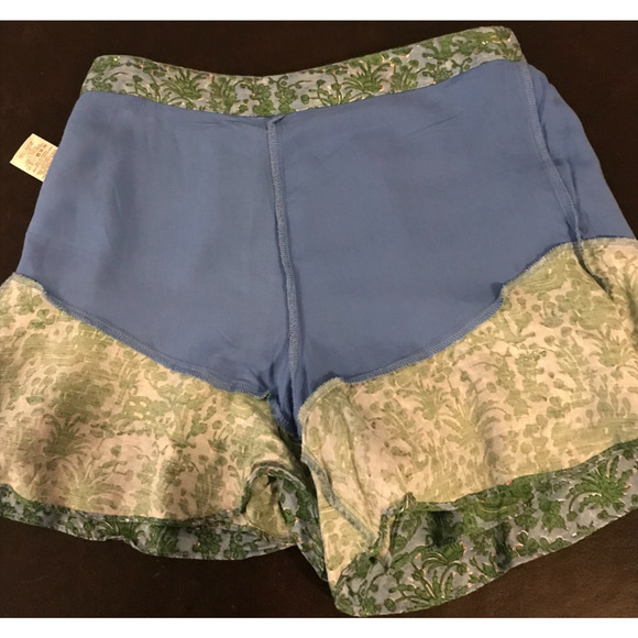 Anthropologie ett:twa Simone Blue/Green Tiered Nepal Shorts - Size Small - Picture 8 of 11